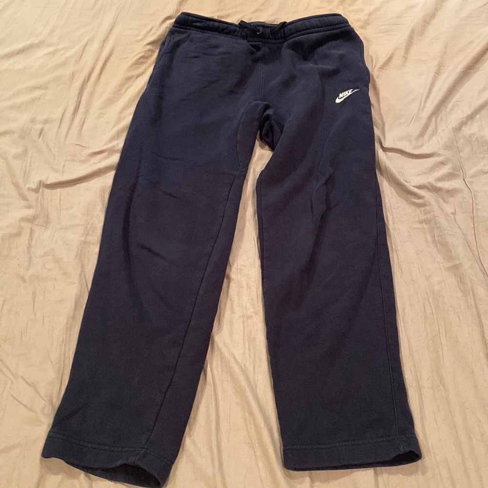 🩵 B2G1 Navy Blue Nike Sweatpants Size Small